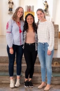 Anna Leupold, Faviola Merino Cubas, Anna Born (von links)